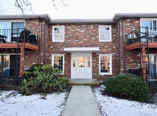 79 Fountain Ln APT 16, Weymouth, MA 02190