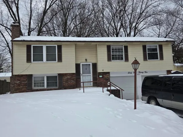 6425 Deer Ridge Ln, Columbus, OH 43229