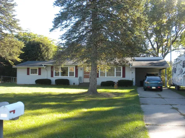2045 S Sheridan Rd, Caro, MI 48723