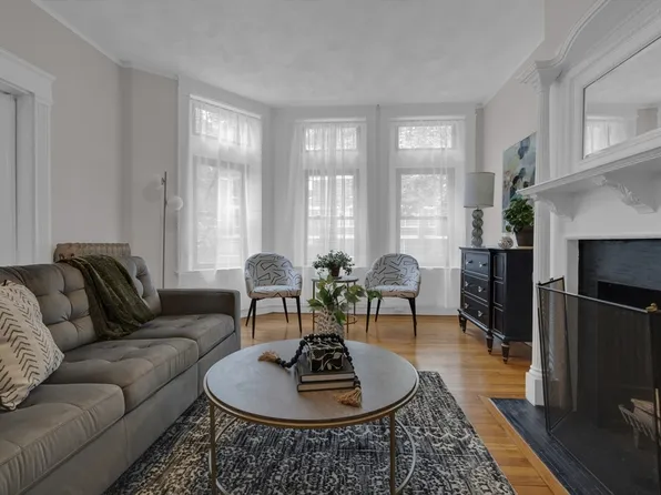 16 Beaufort Rd APT 1, Jamaica Plain, MA 02130