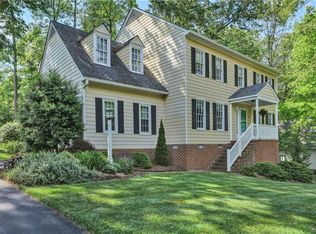 12401 Queensgate Rd, Midlothian, VA 23114