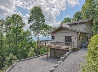 61 Windaleir Ln, Waynesville, NC 28786