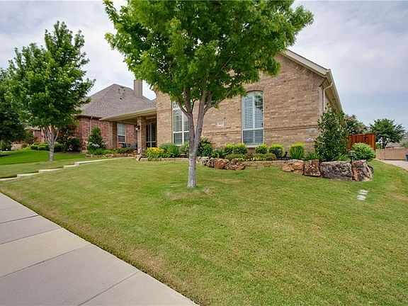3rd image of 3615 Meadow Bluff Ln