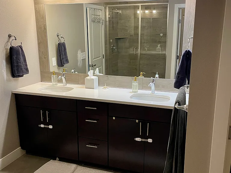 1733 Grove St #2 — Photo 38
