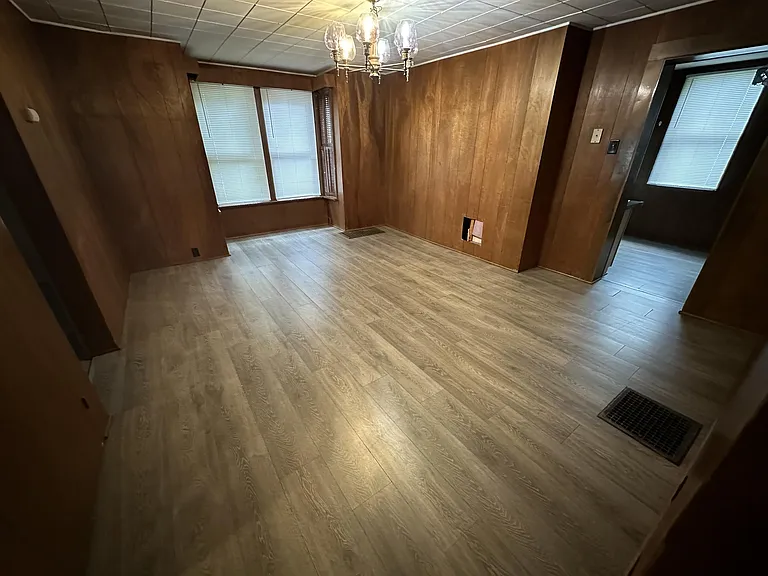 520 S Water St — Photo 7