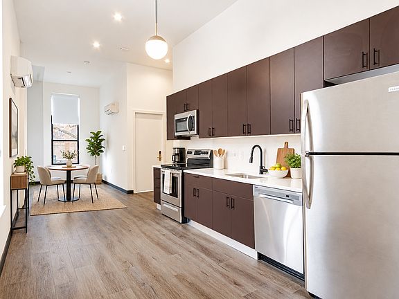 3rd image of 165 N 5th St #1