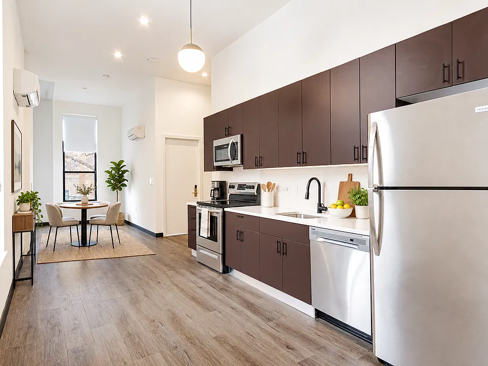 165 N 5th St #1