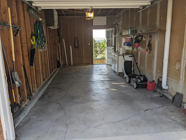 W Grand Pl — Photo 23