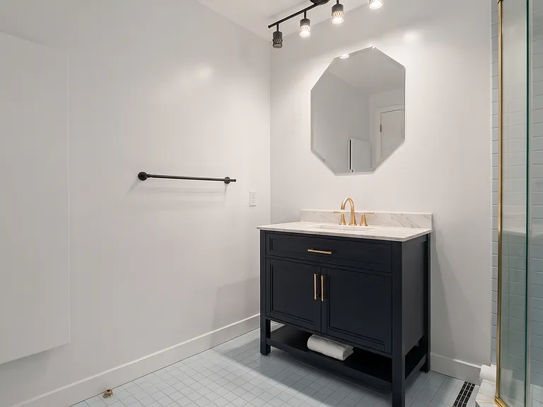 2200 Sacramento St #1603 — Photo 13