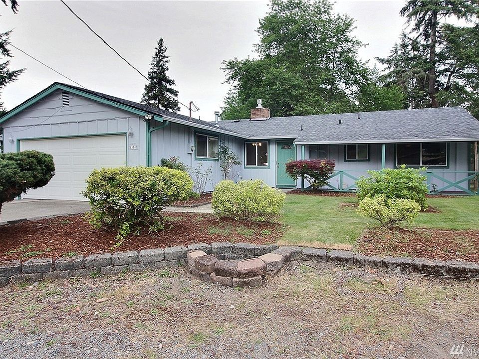 1st image of 13707 8th Ave E