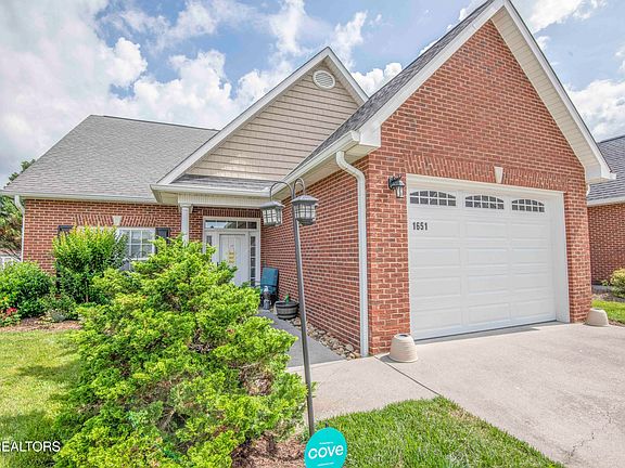 2nd image of 1651 Wisteria View Way