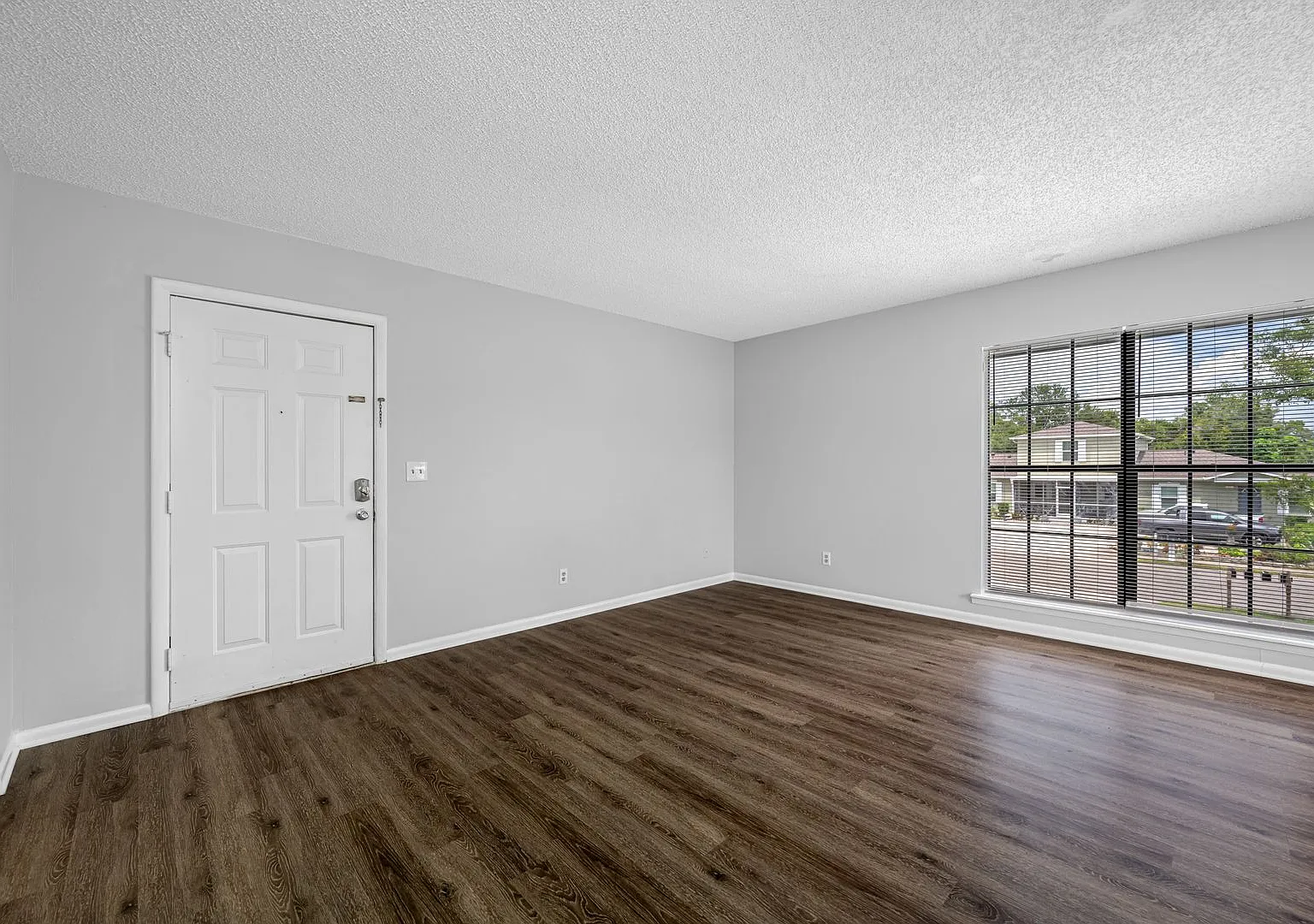 Bardmoor Flats — Photo 4