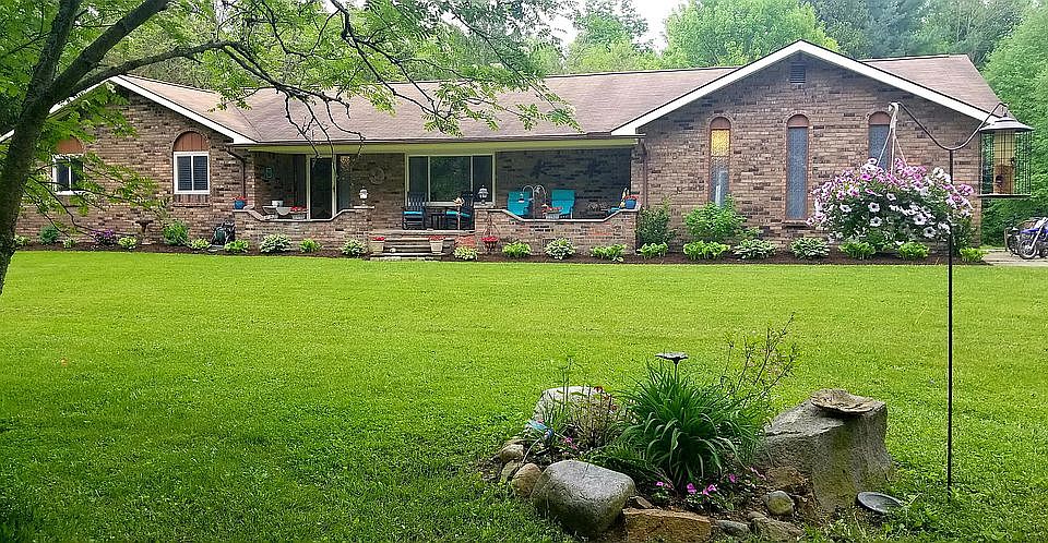 1st image of 5200 Willow Hollow Ct