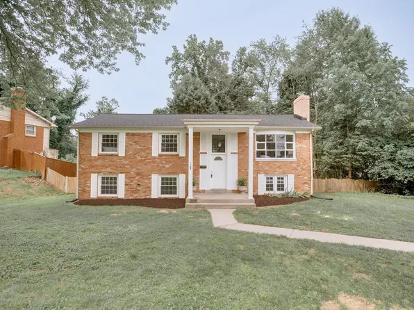 2208 Princess Anne Ln, Woodbridge, VA 22191