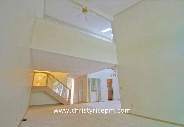 137 143rd Pl NE #30 — Photo 3