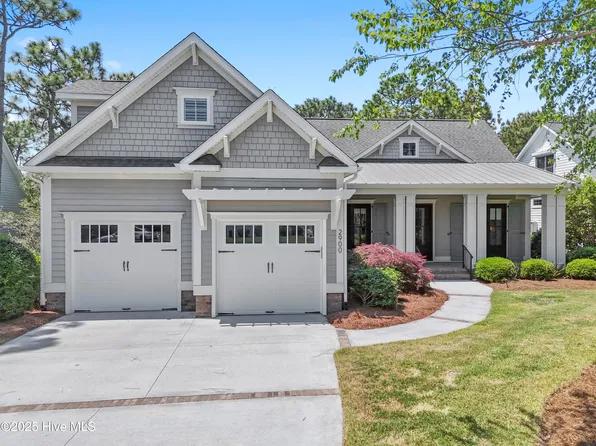 2900 Legends Drive, Southport, NC 28461