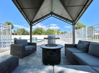 600 76th Ave N #108, Saint Petersburg, FL 33702