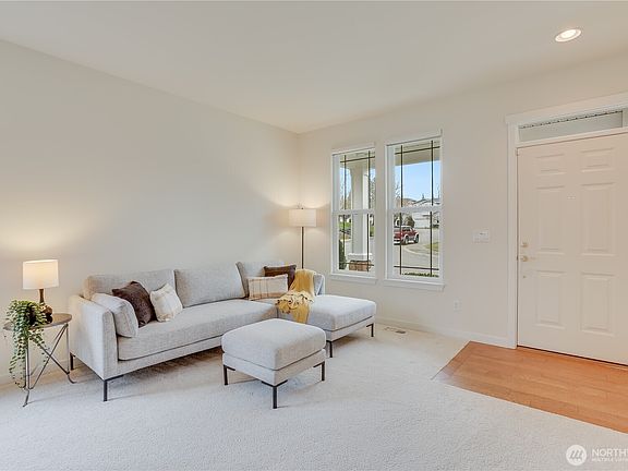 5th image of 5006 NE 4th Place