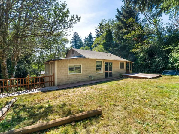 63400 Flanagan Rd, Coos Bay, OR 97420