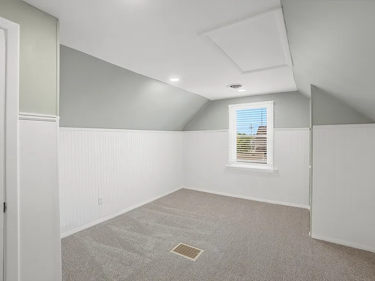 1028 Colwick Dr — Photo 26