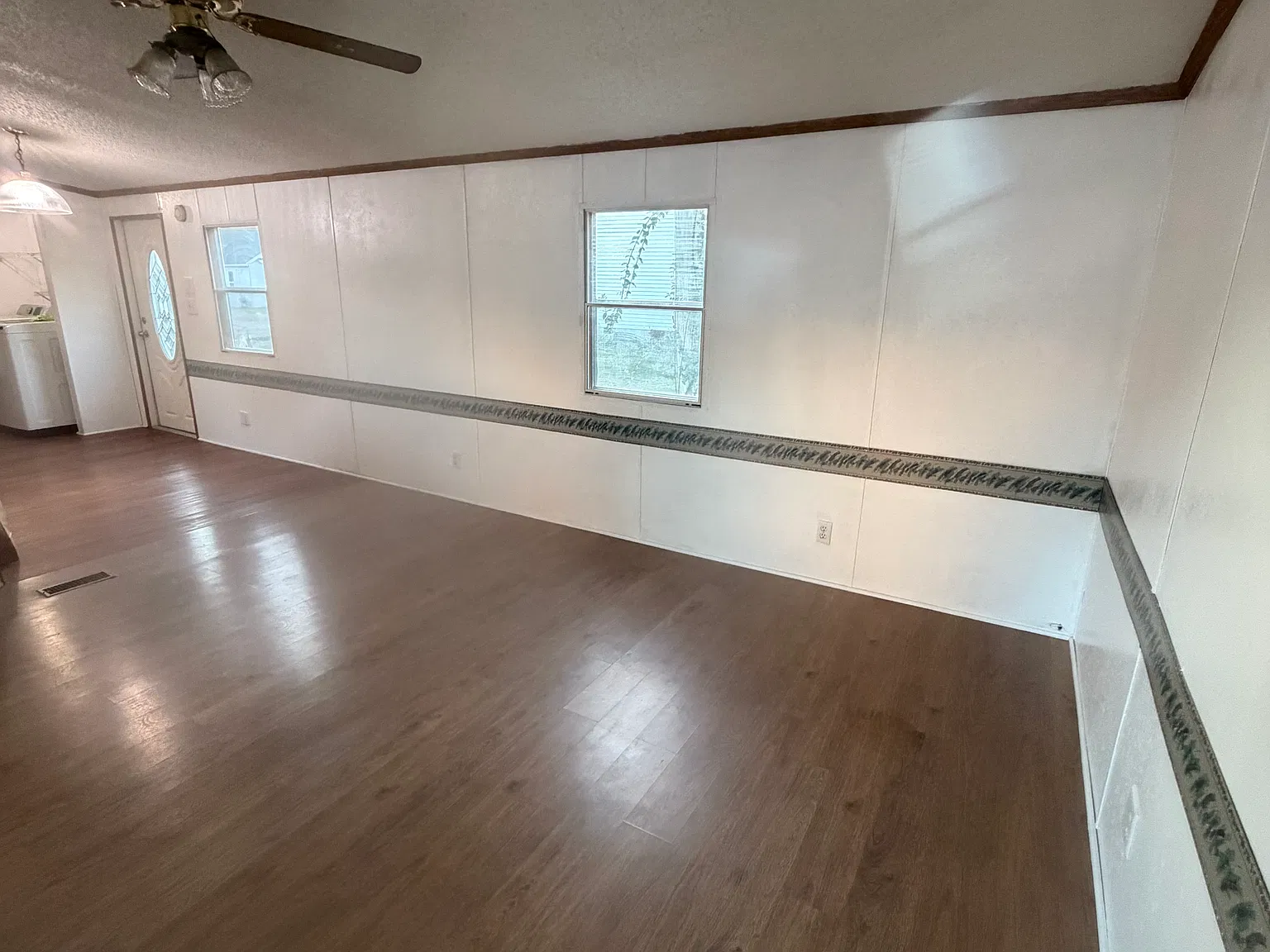 3 bed, 900 sqft, $800 — Photo 4