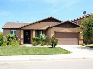 646 S Dee Ann Ave, Fresno, CA 93727