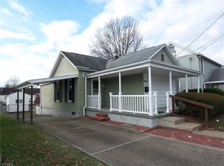 1112 Lakeview Dr, Parkersburg, WV 26104