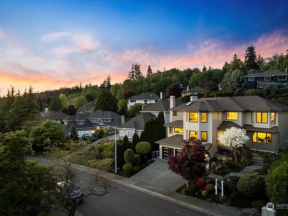 2nd image of 15426 SE 67th Place
