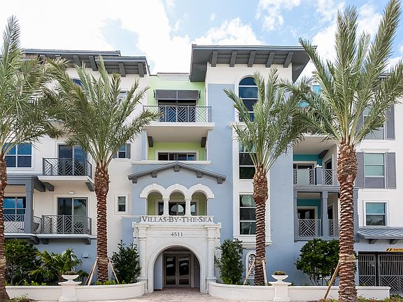 2nd image of 4511 El Mar Dr APT 404