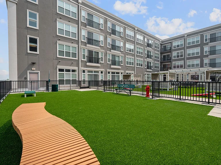 Liberty Center Apartments — Photo 69