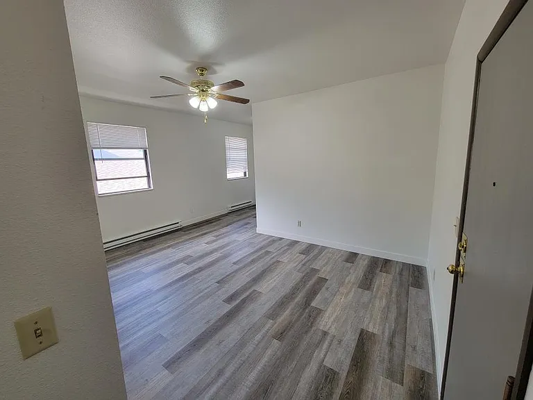 611 Lind Ave #204 — Photo 3