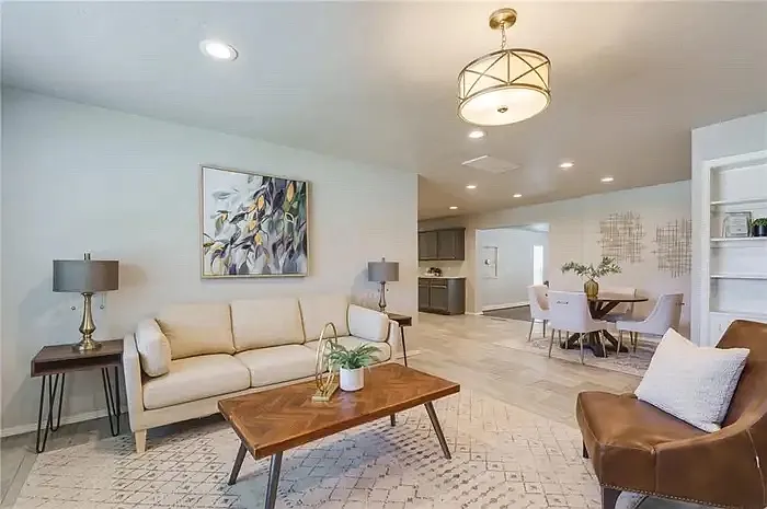 1501 Carlton Way — Photo 6