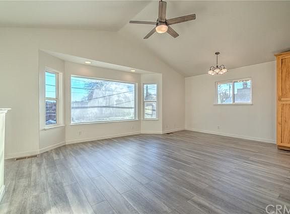 2nd image of 330 20th St