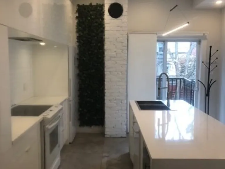 132 Elm St — Photo 3