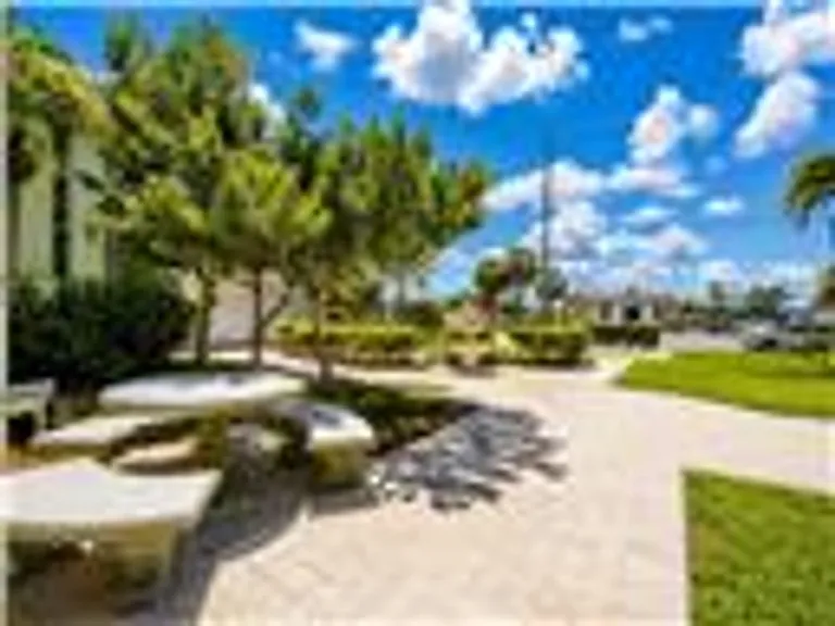 3817 Del Prado Blvd S — Photo 19