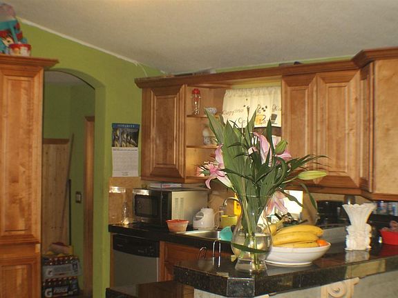 2nd image of 9168 W Yellowstone Ave