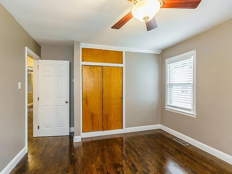 493 Barkley Dr — Photo 16