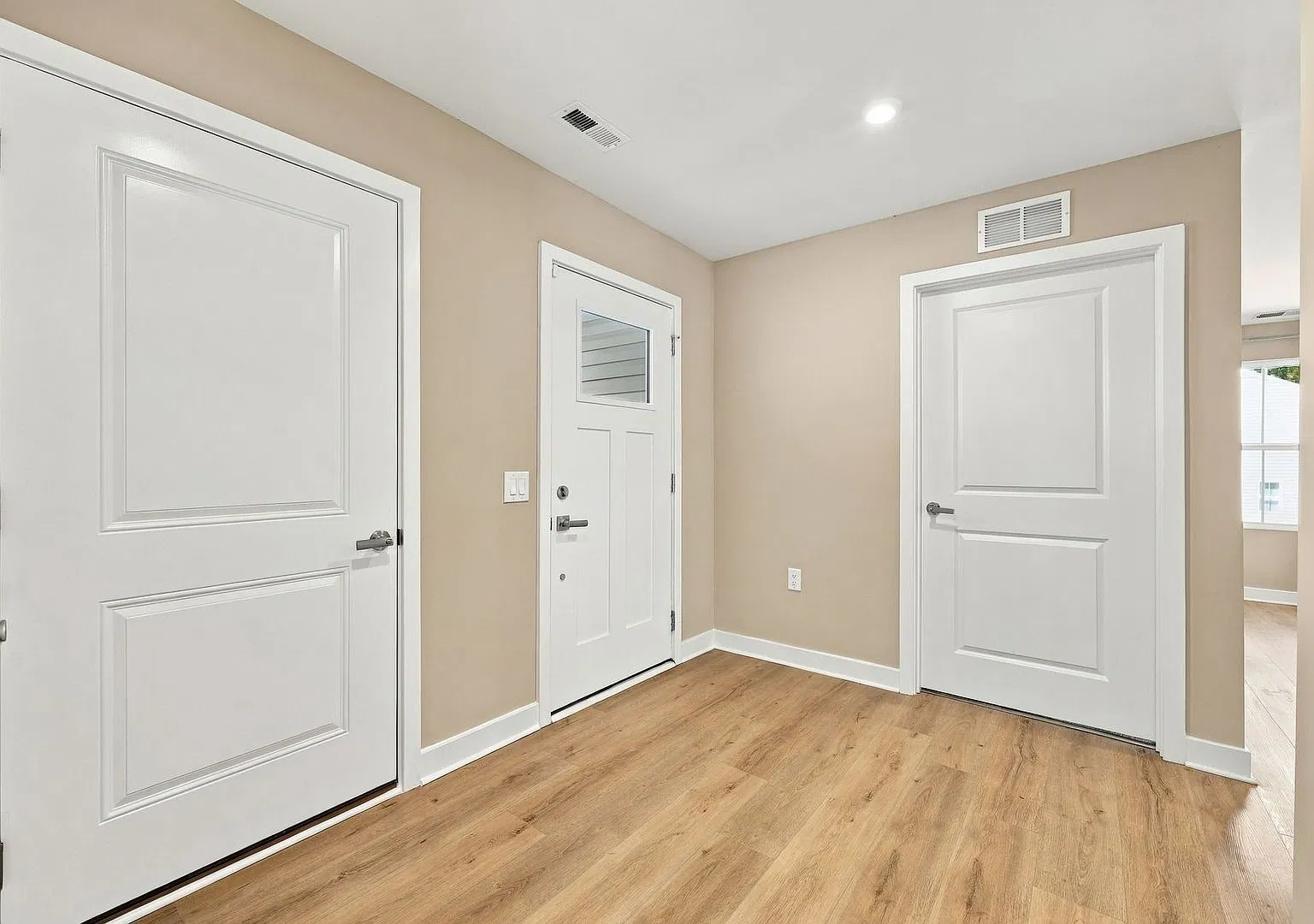 Beautiful Single-Level Wendell Home with an Open Layout, Covered Patio & Two-Car Garage! — Photo 4