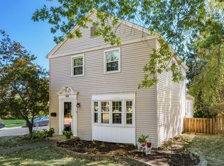 982 S Roosevelt Ave, Bexley, OH 43209