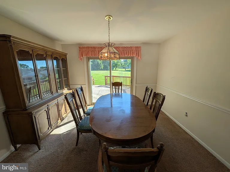 14 Westwood Cir — Photo 7