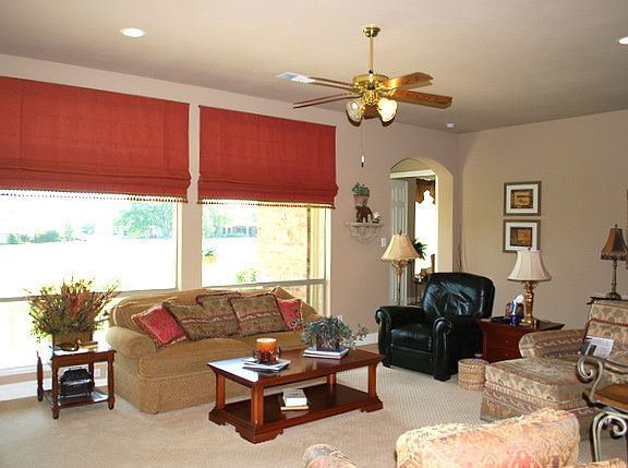 3rd image of 382 Pine Valley Dr