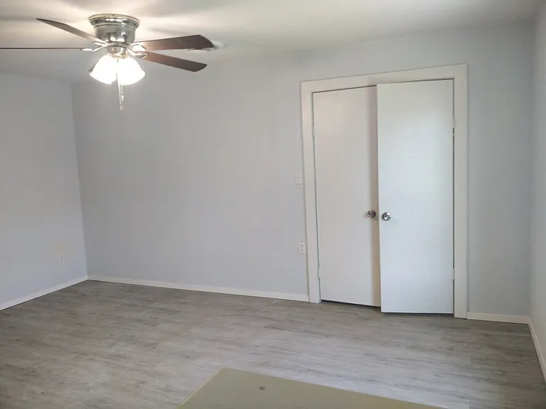 2900 S Mirick Ave — Photo 8