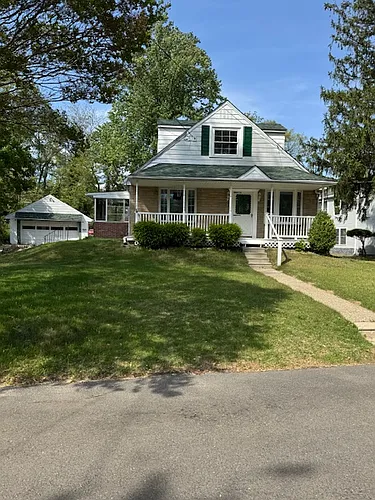 337 Duff Ave Photo 1