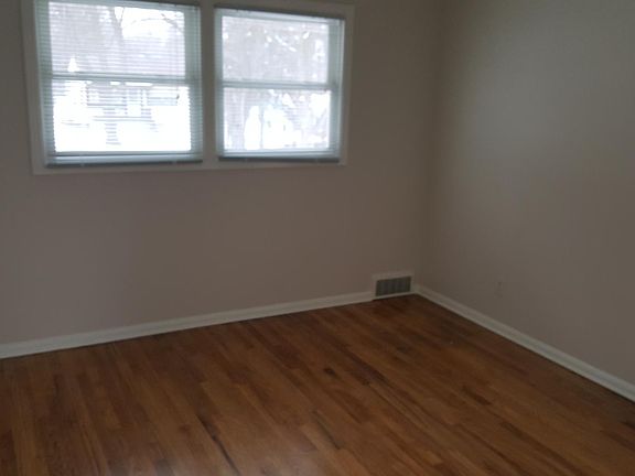 2nd image of 7021 Lafayette Ave