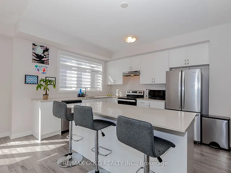 585 Colborne St #1007 — Photo 19