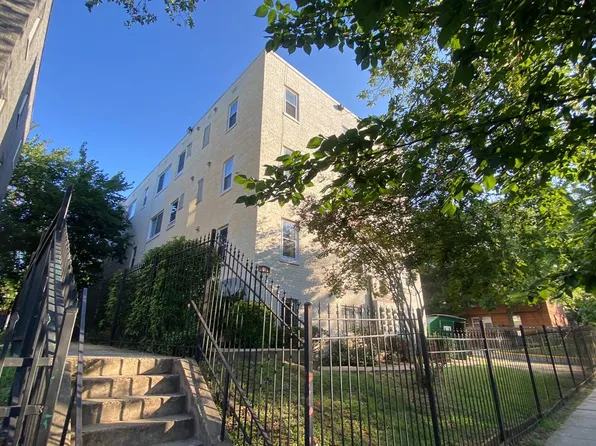 1310 Congress St SE APT 302, Washington, DC 20032