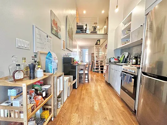 Rented by Doorway NYC, LLC | media 1