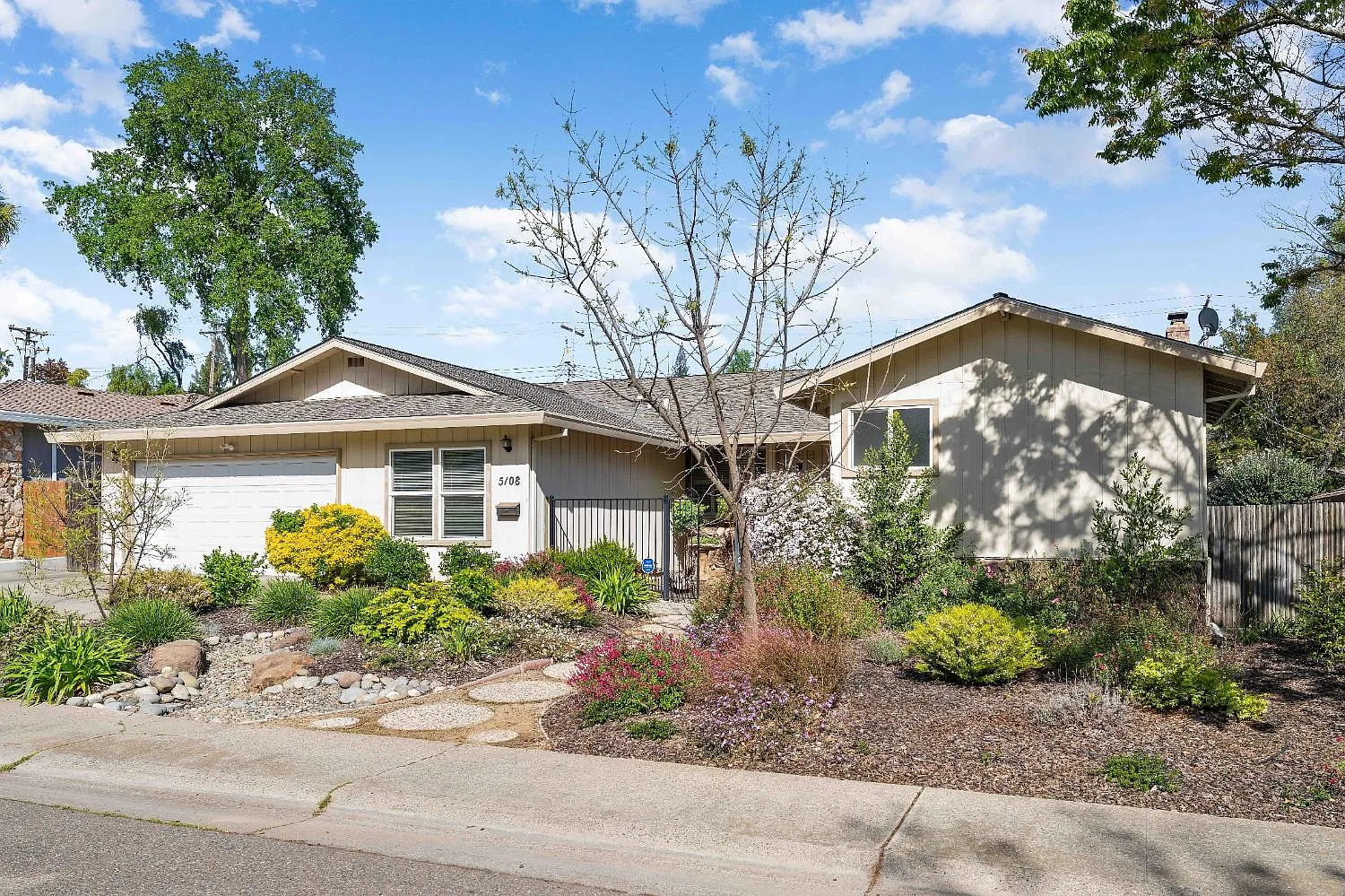 5108 Romero Way photo 1