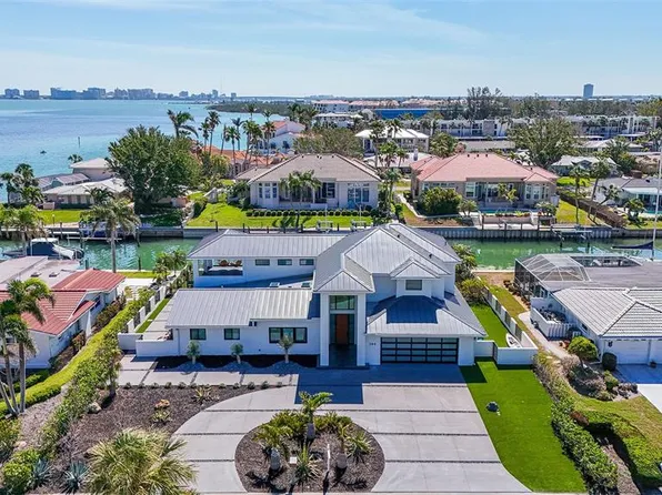 560 Schooner Ln, Longboat Key, FL 34228