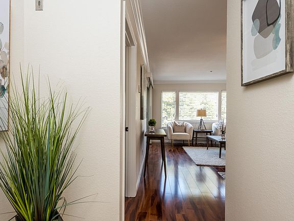 2nd image of 1221 Oak Grove Ave #102